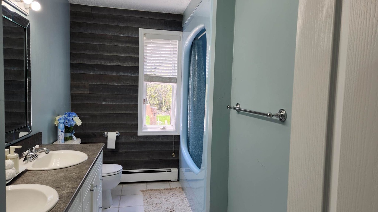 Photo of Bathroom in Summerside