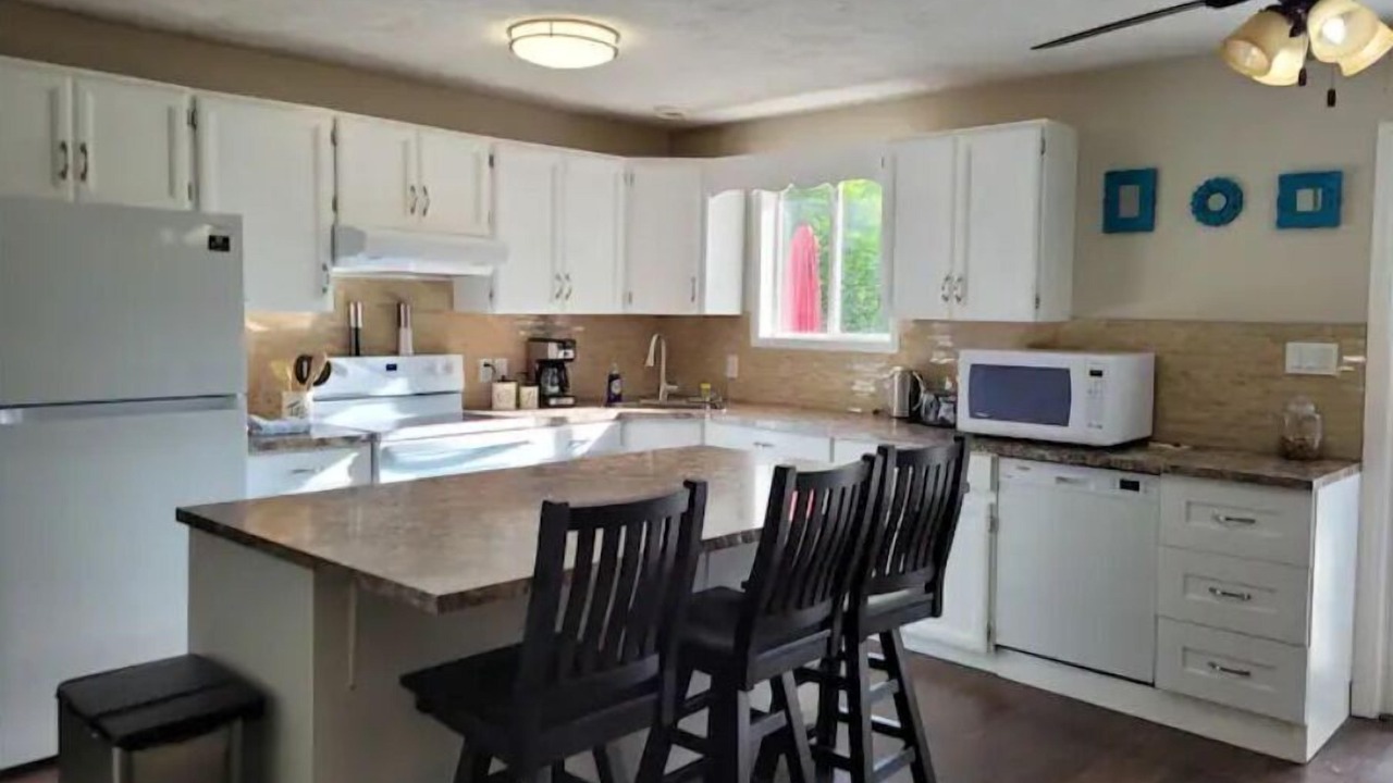 Photo of Kitchen in Sauble Beach