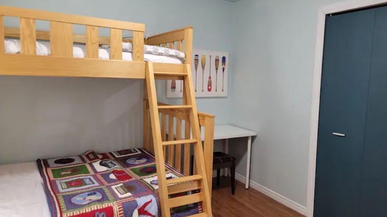 Photo of Bedroom in Sauble Beach