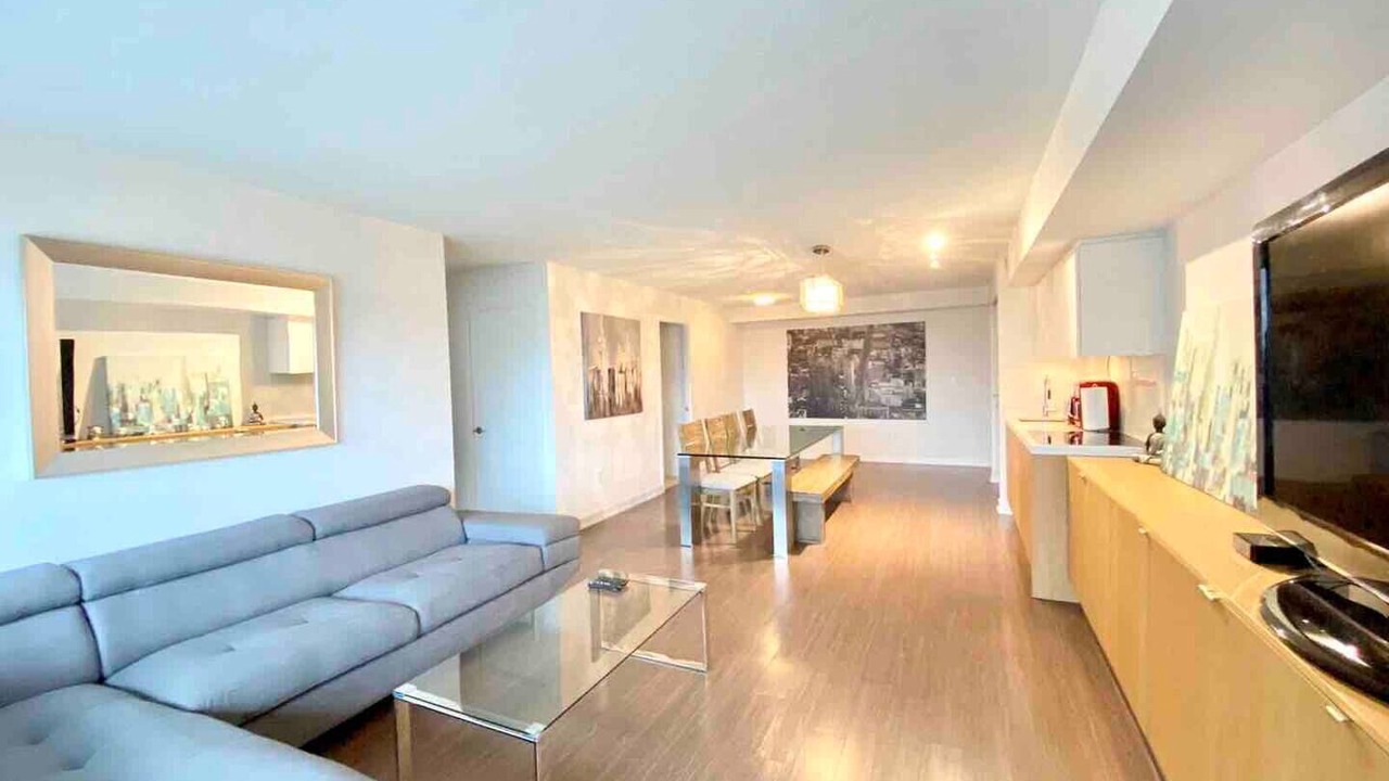 Photo of Livingroom in Wellington Place