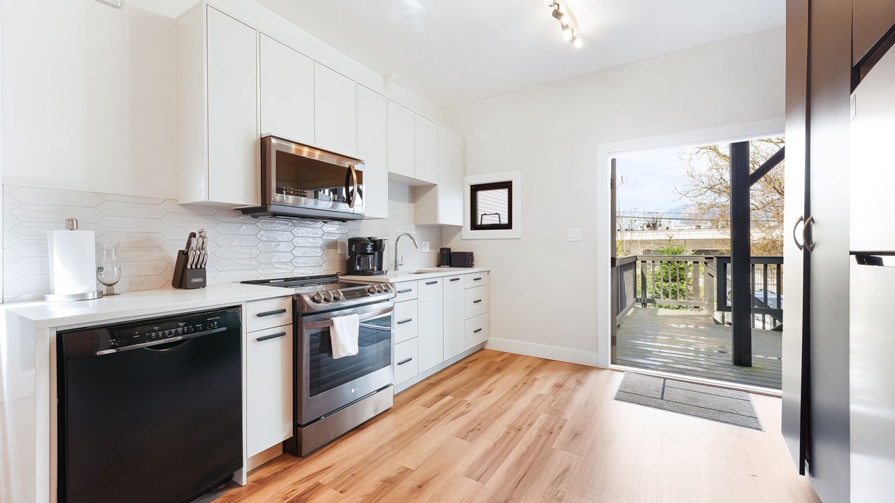 Photo of Kitchen in Downtown Eastside