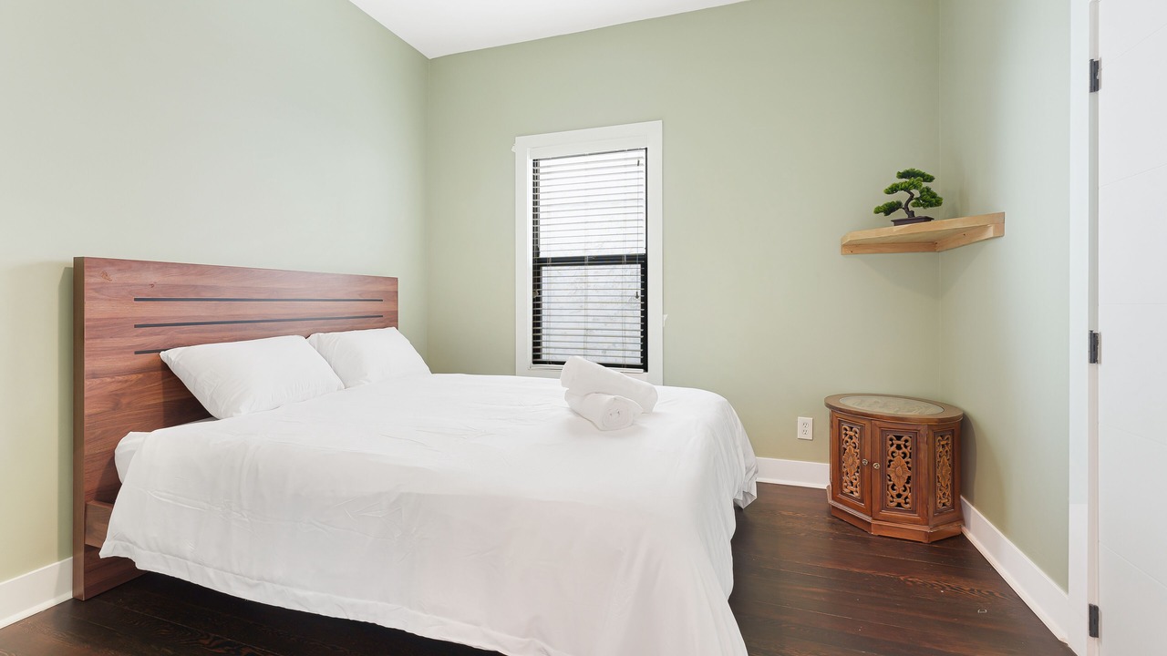 Photo of Bedroom in Downtown Eastside