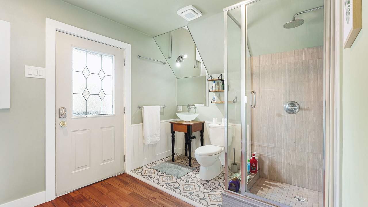 Photo of Bathroom in Downtown Eastside