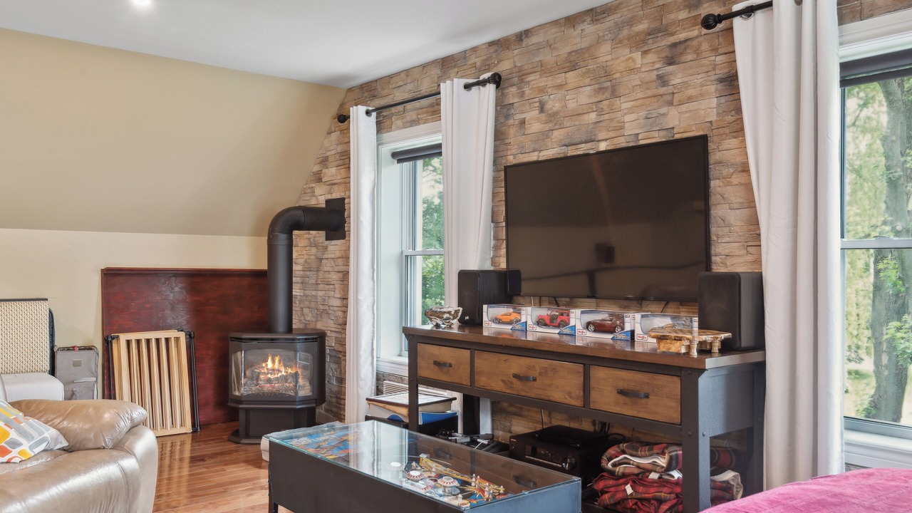 Photo of Livingroom in Magog