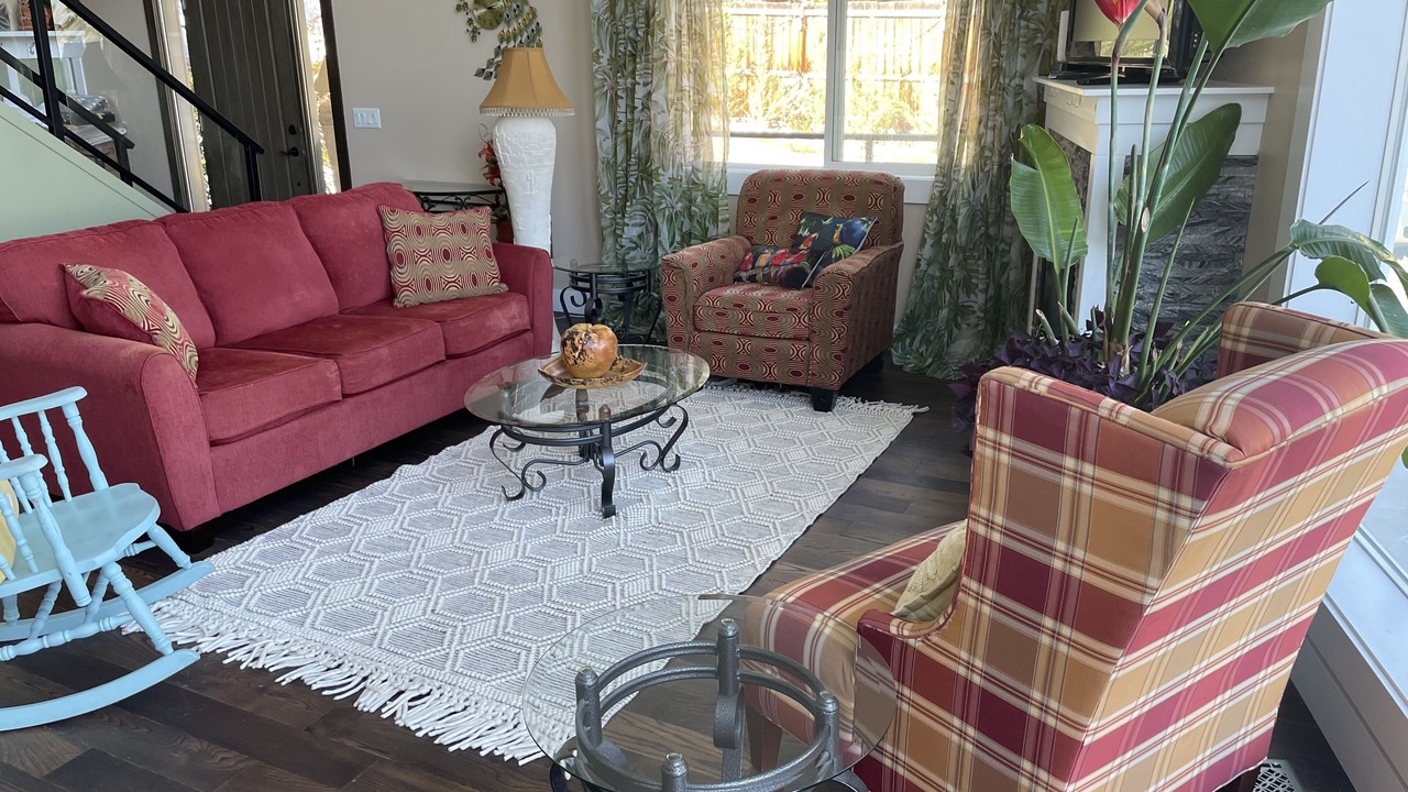 Photo of Livingroom in Central Okanagan