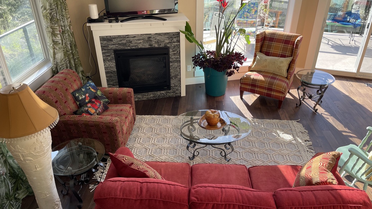 Photo of Livingroom in Central Okanagan