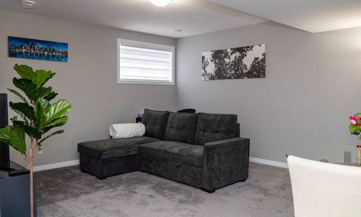 Photo of Livingroom in Airdrie
