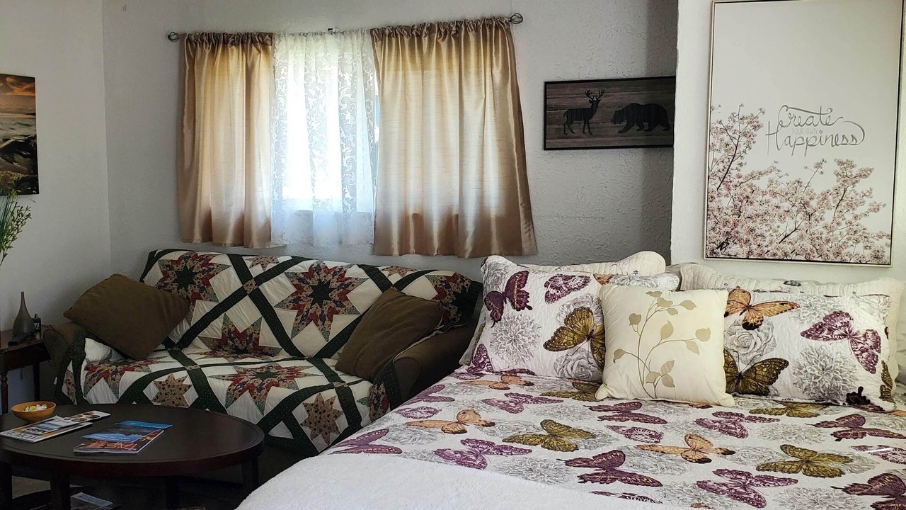 Photo of Bedroom in Lake Cowichan