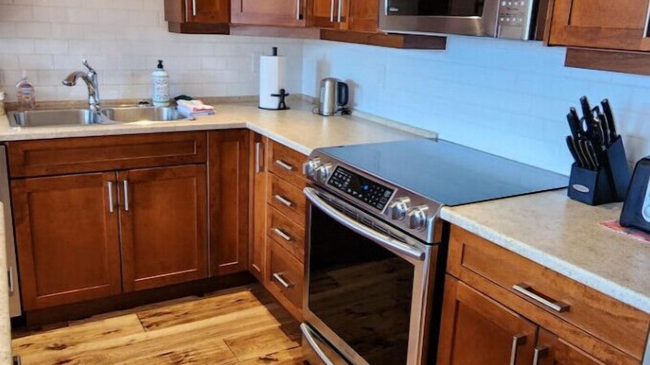 Photo of Kitchen in Port Alberni