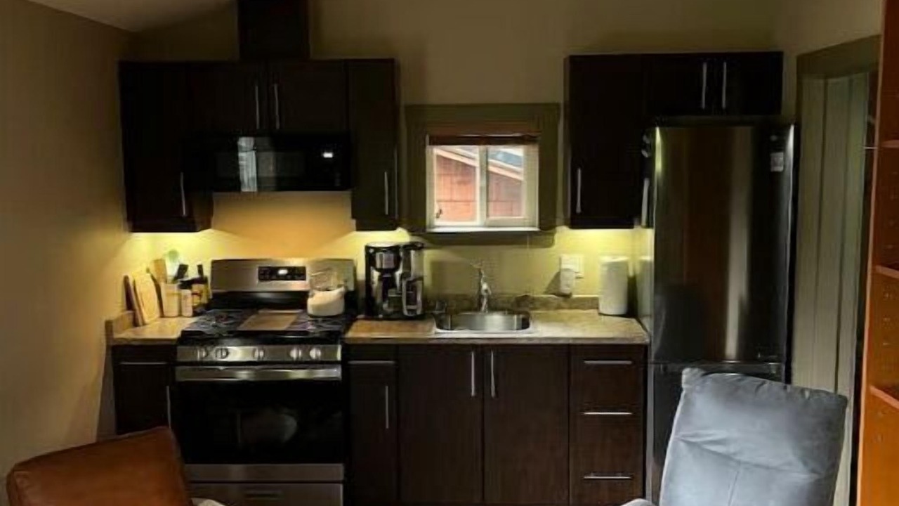 Photo of Kitchen in Port Renfrew