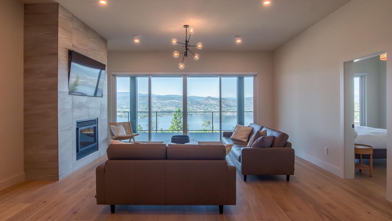 Photo of Livingroom in Okanagan-Similkameen