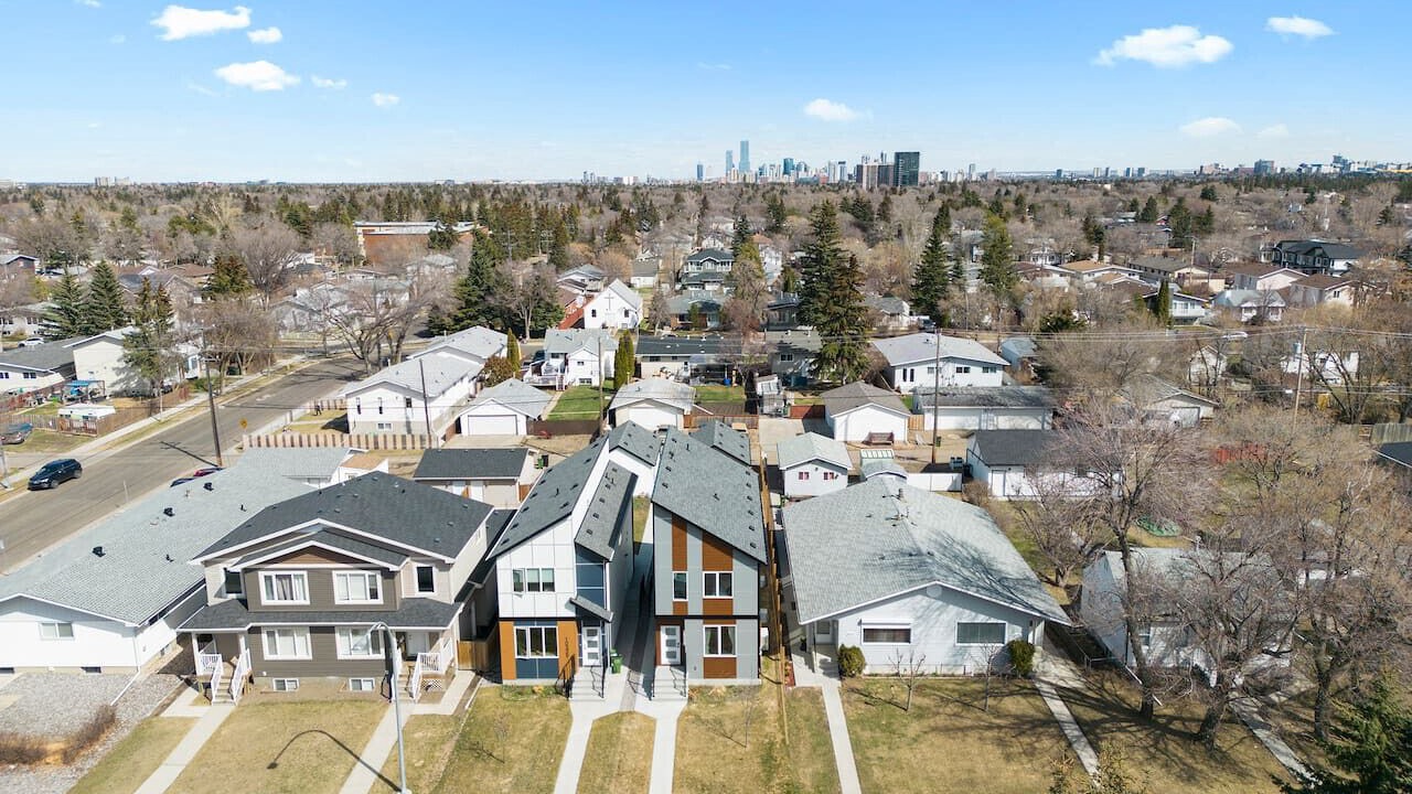 Photo of Outdoor in Jasper Place