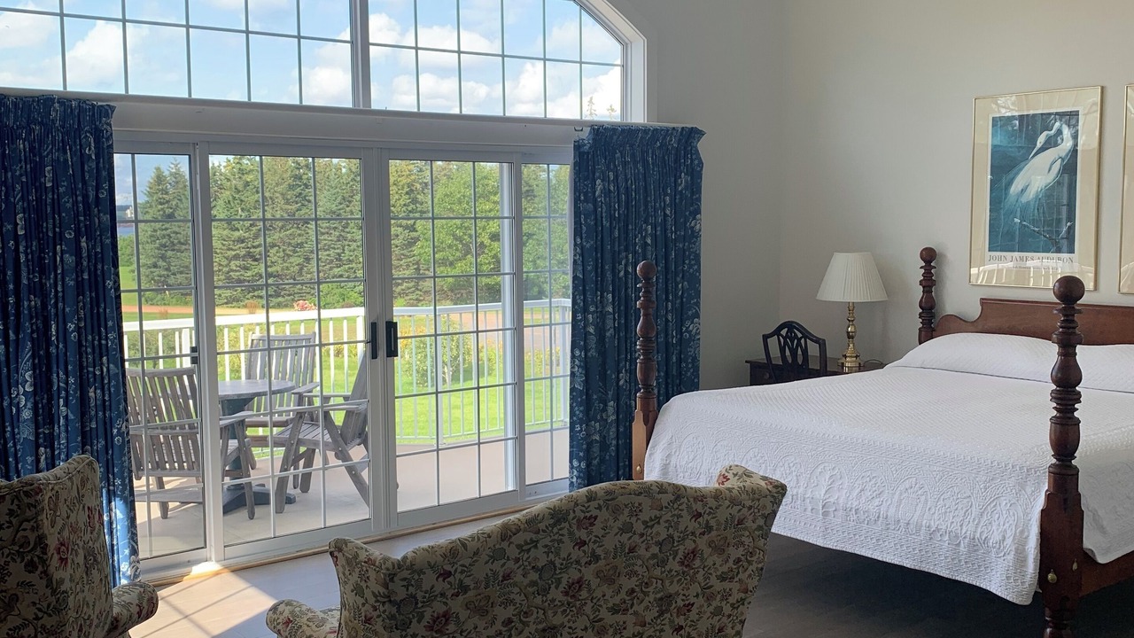 Photo of Patio Balcony in Little Pond