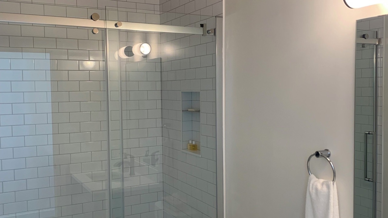 Photo of Bathroom in Little Pond