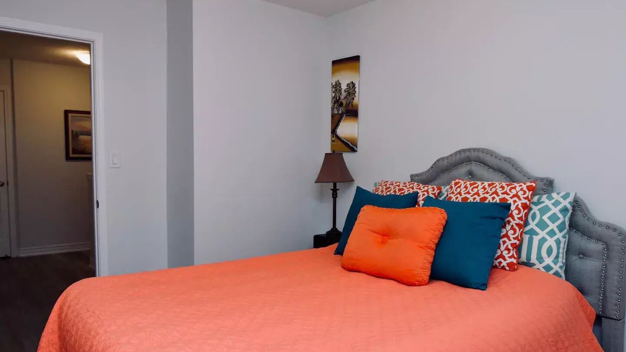 Photo of Bedroom in Beamsville