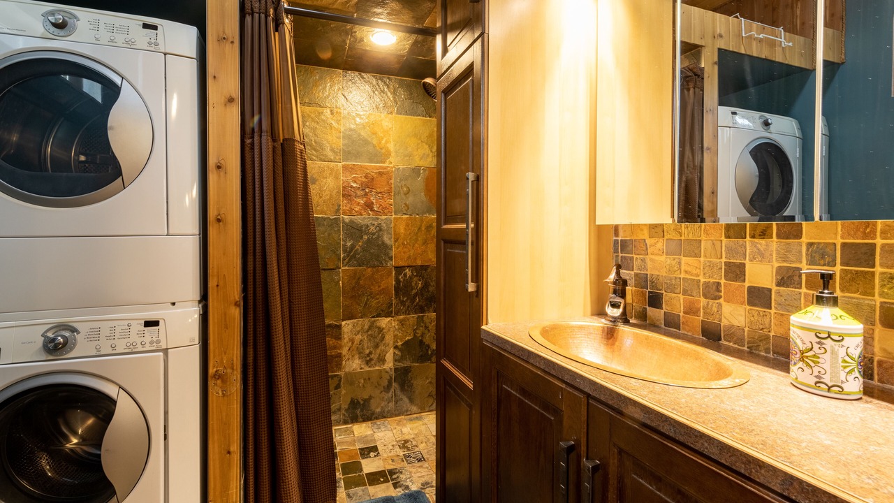 Photo of Bathroom in Parson