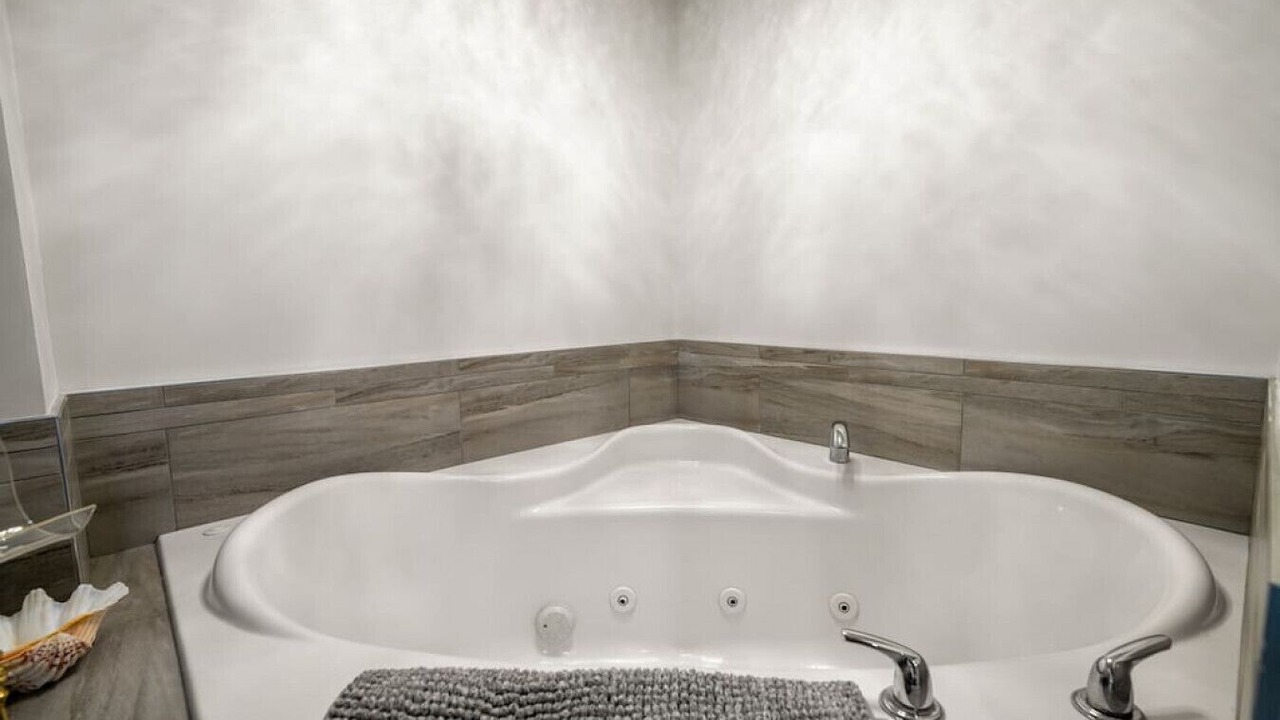 Photo of Bathroom in Red Deer