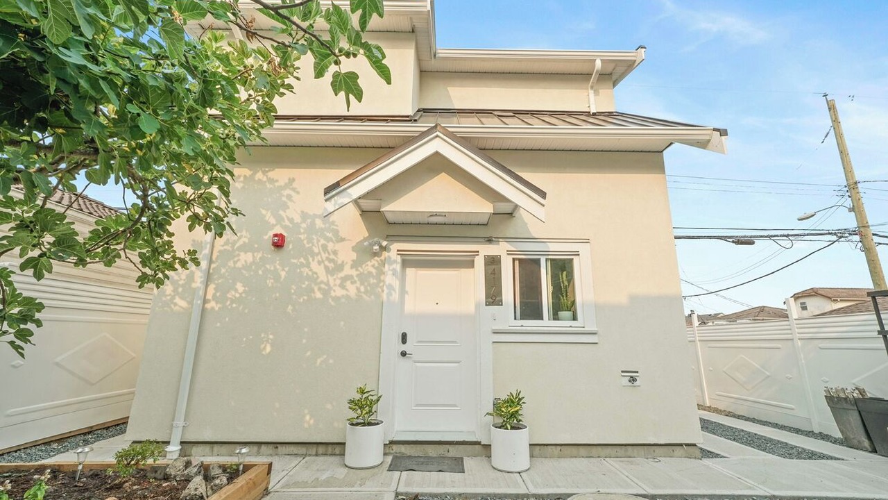 Photo of Outdoor in Renfrew-Collingwood