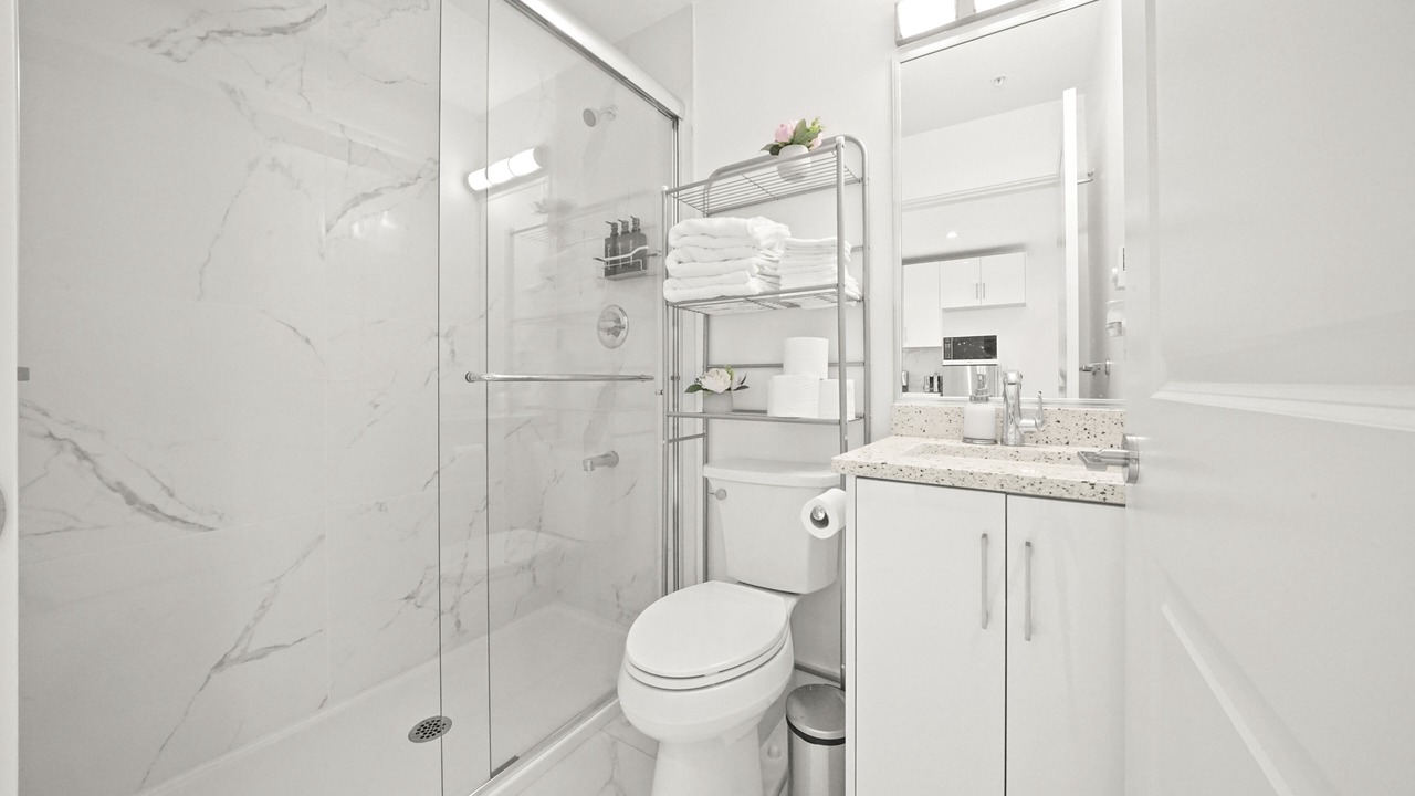 Photo of Bathroom in Renfrew-Collingwood