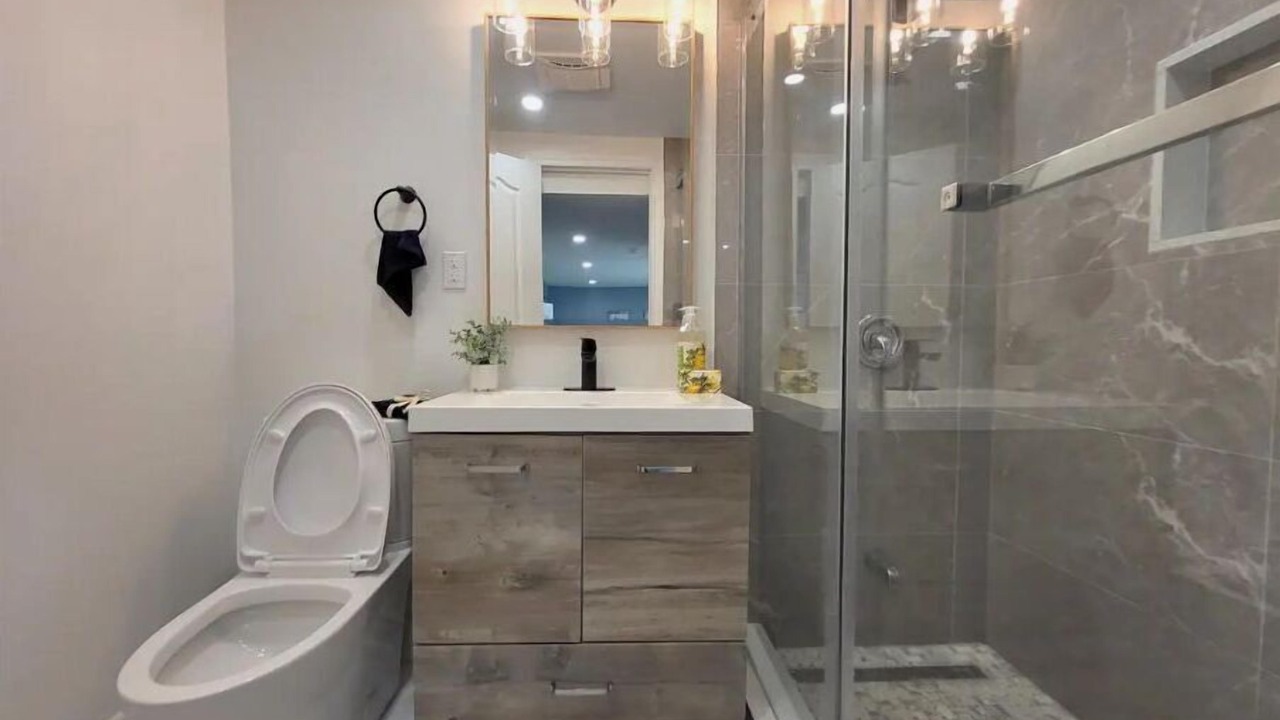 Photo of Bathroom in Alcona