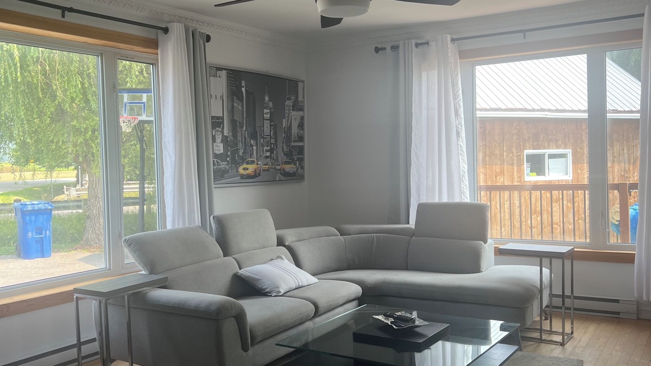 Photo of Livingroom in Notre-Dame-de-Bonsecours
