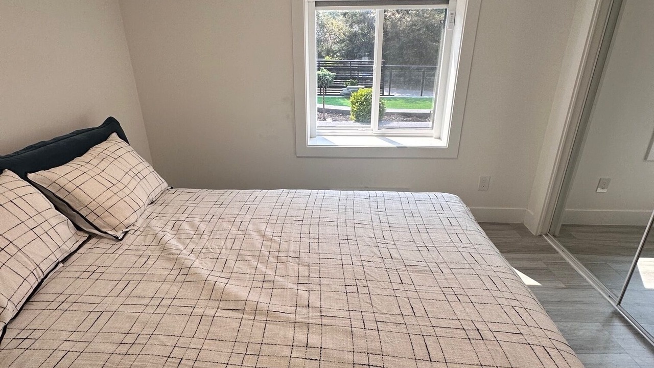 Photo of Bedroom in Delta