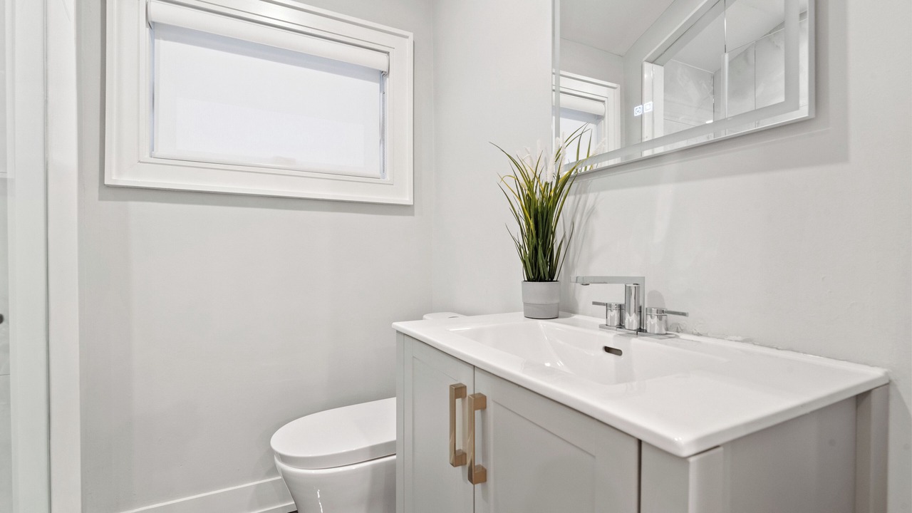 Photo of Bathroom in Bayview Village