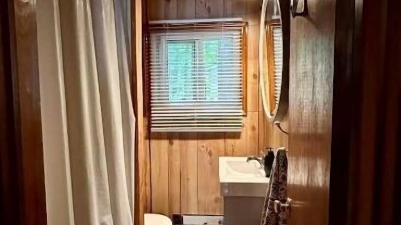 Photo of Bathroom in Severn