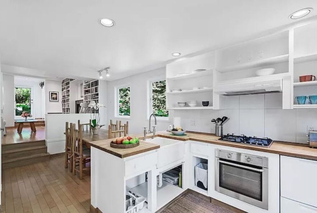 Photo of Kitchen in West Point Grey