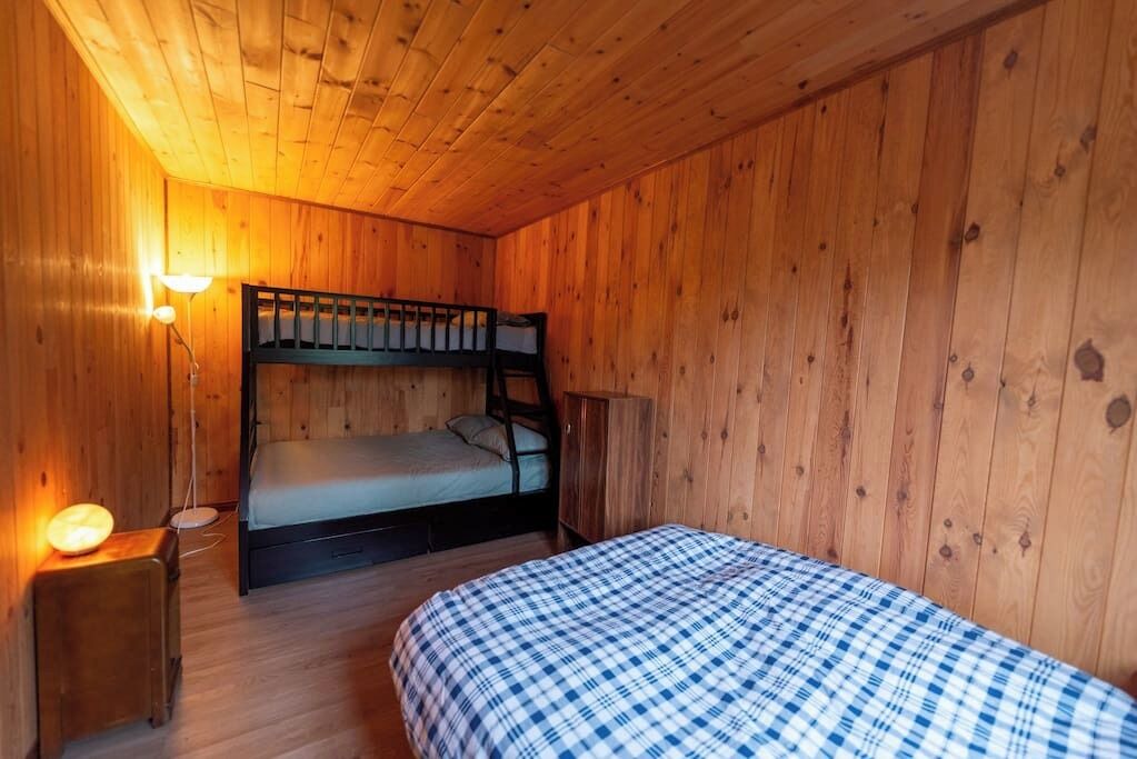 Photo of Bedroom in Val-Racine
