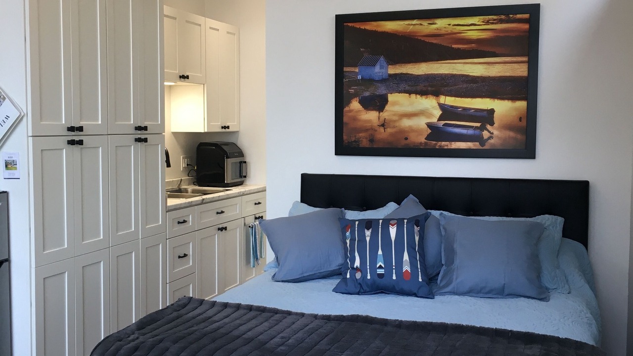 Photo of Bedroom in Shortts Lake