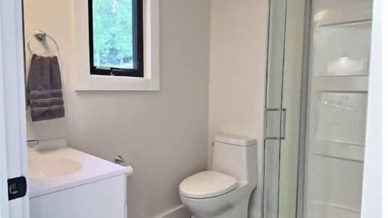 Photo of Bathroom in Shortts Lake