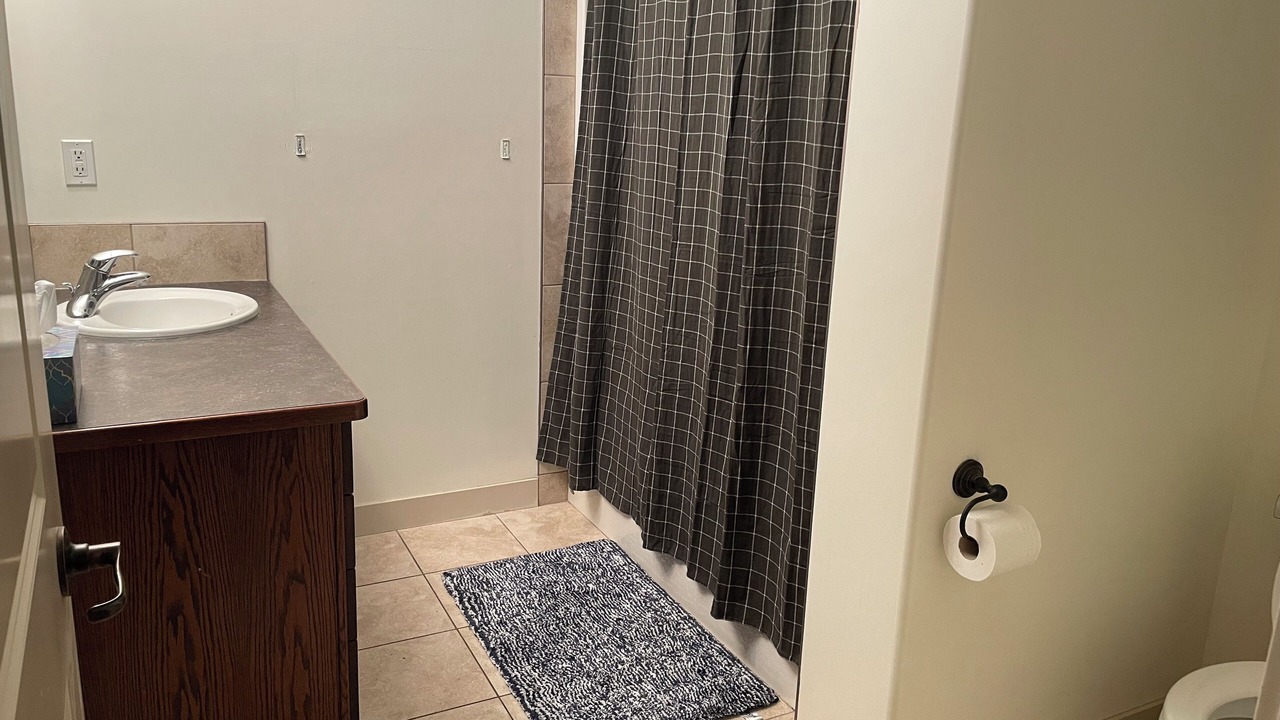 Photo of Bathroom in Sylvan Lake