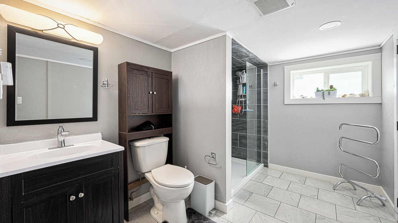 Photo of Bathroom in Port Alberni