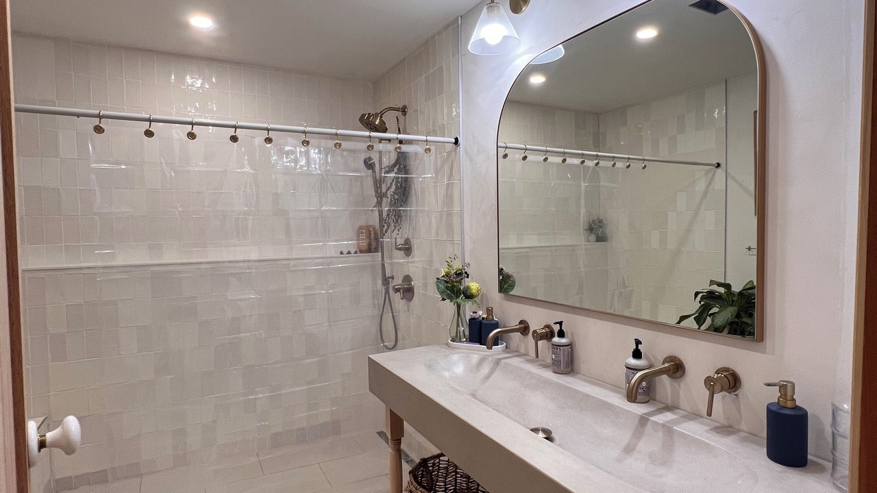 Photo of Bathroom in Sauble Beach