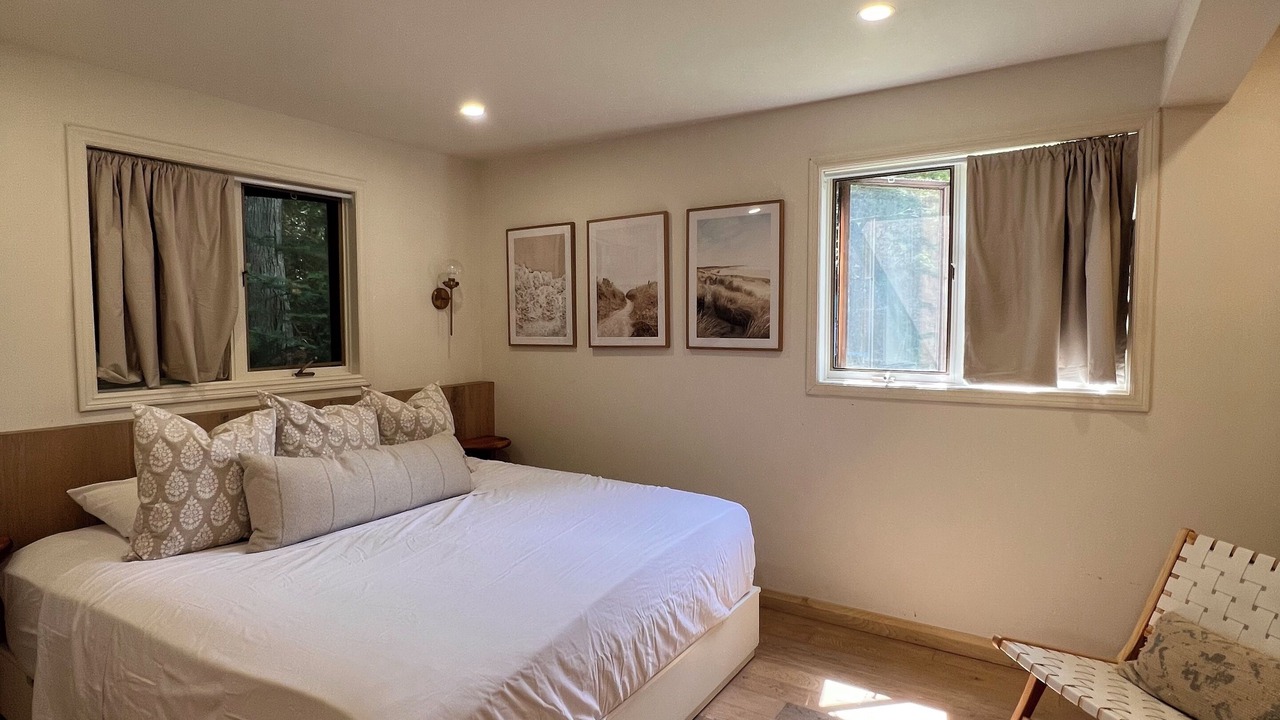 Photo of Bedroom in Sauble Beach
