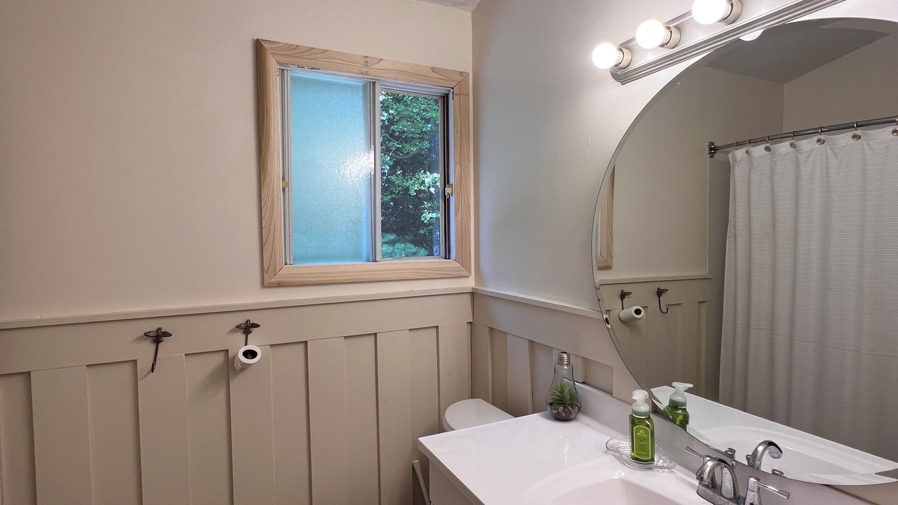 Photo of Bathroom in Sauble Beach