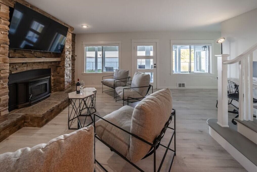 Photo of Livingroom in Chemainus