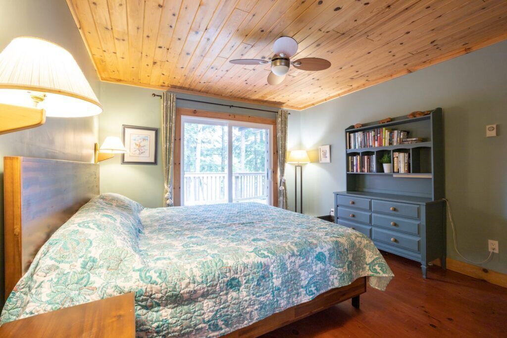 Photo of Bedroom in Bracebridge
