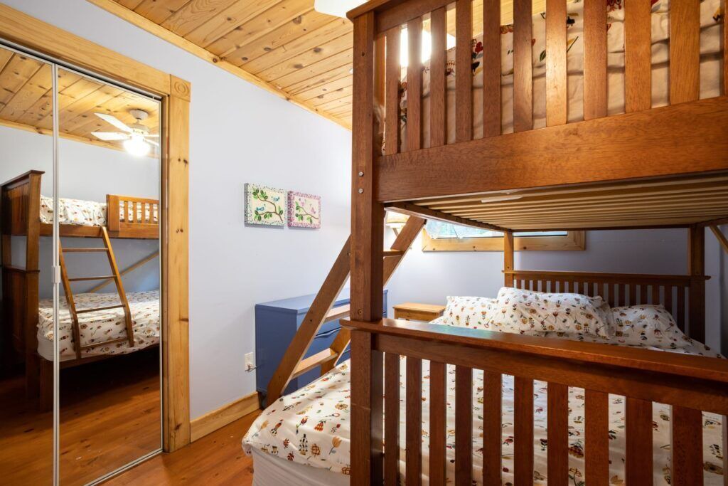 Photo of Bedroom in Bracebridge
