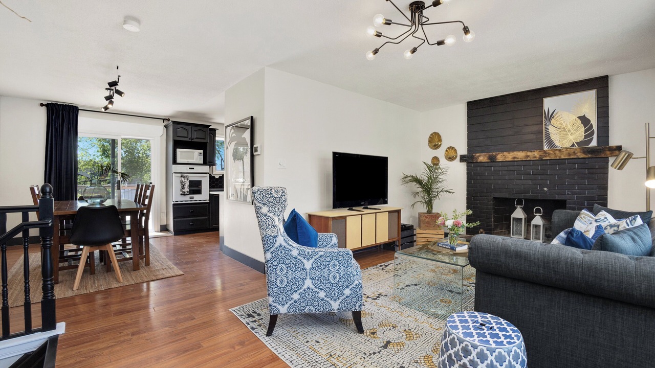 Photo of Livingroom in Belleville