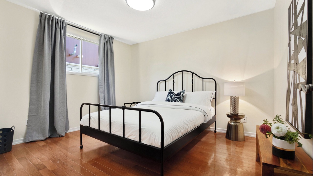 Photo of Bedroom in Belleville
