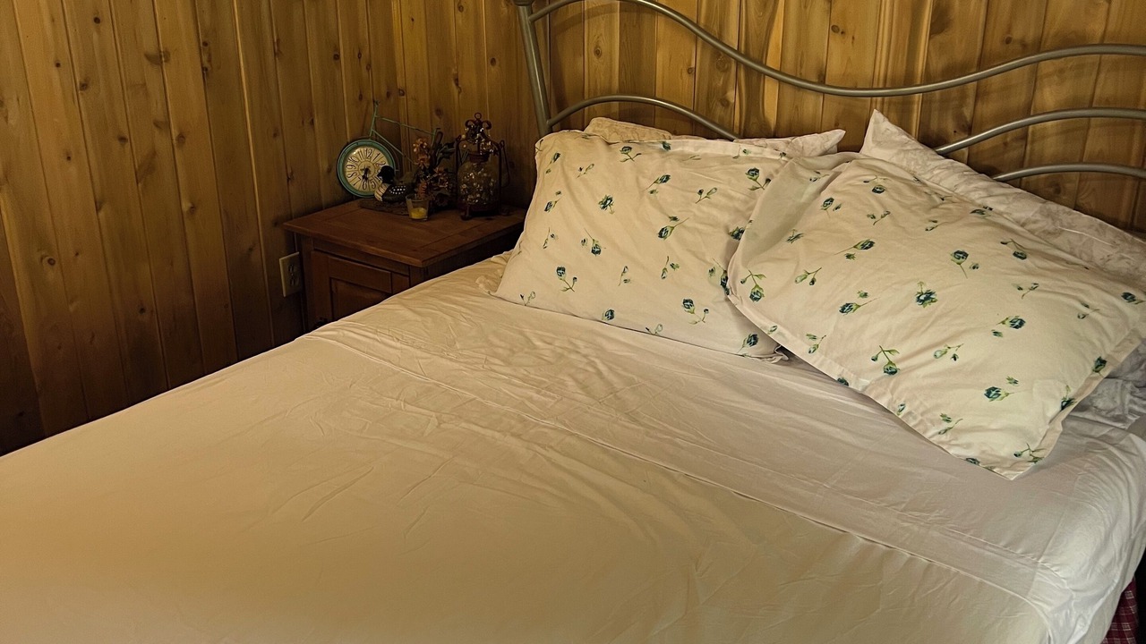 Photo of Bedroom in Stokes Bay