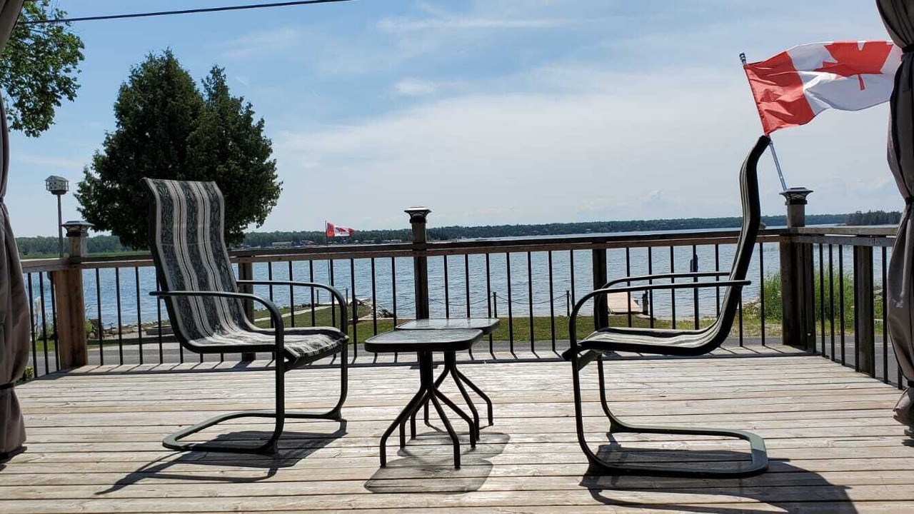 Photo of Patio Balcony in Stokes Bay