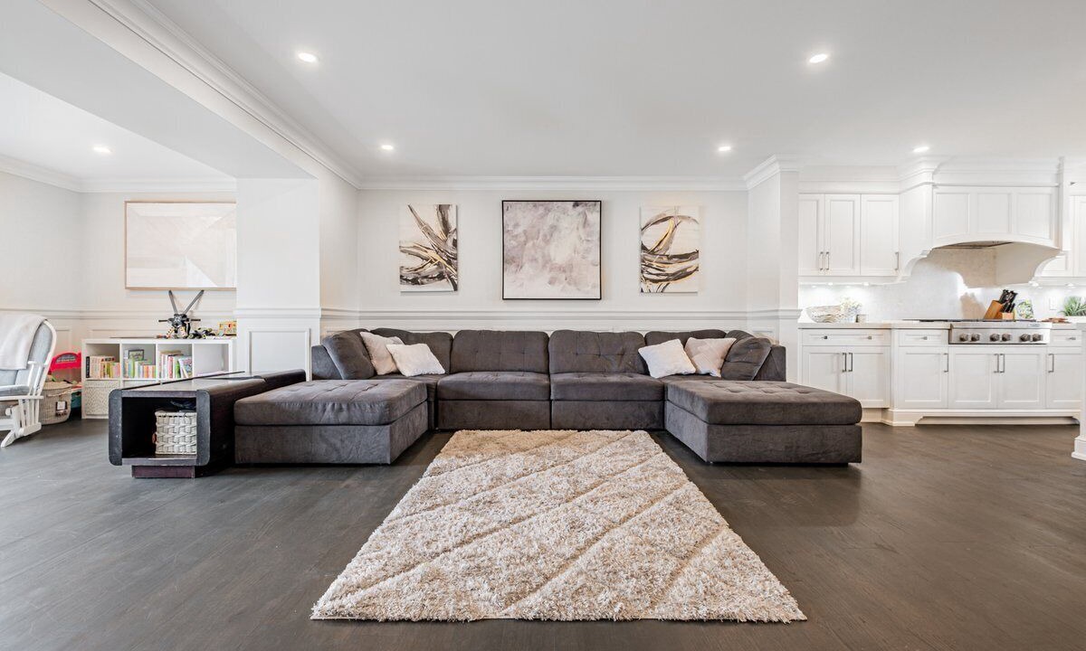 Photo of Livingroom in Kingsview Village