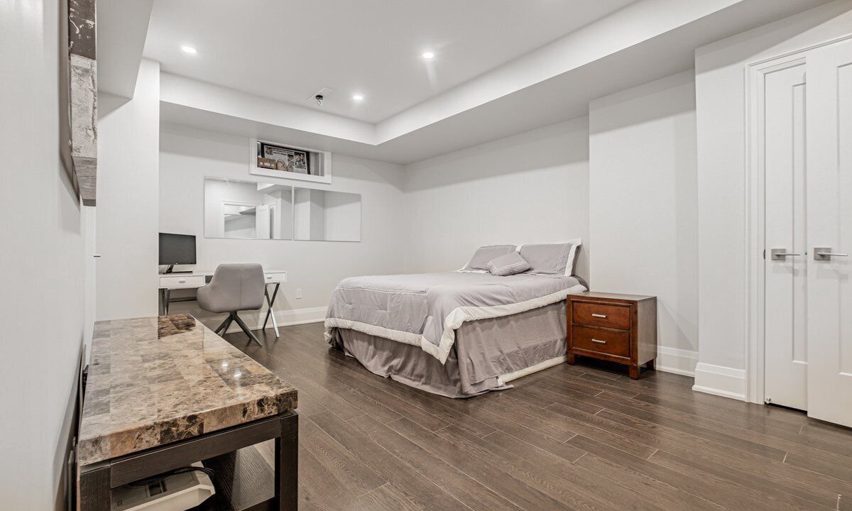 Photo of Bedroom in Kingsview Village