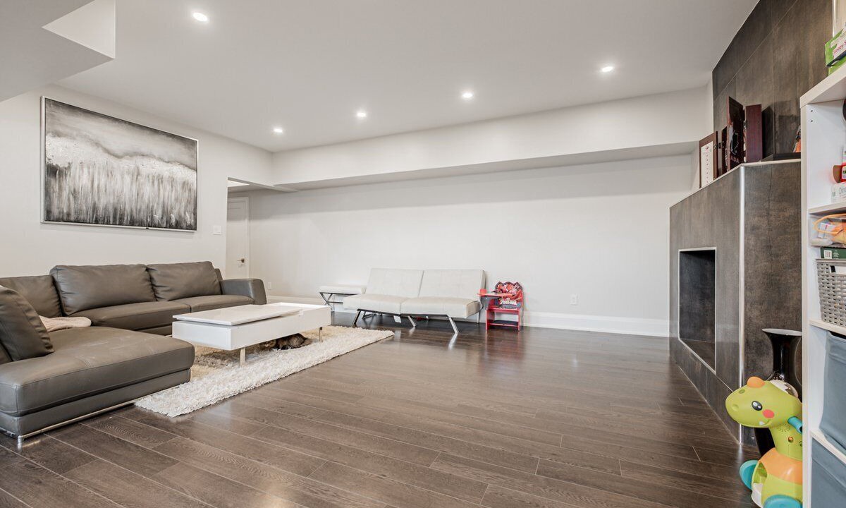 Photo of Livingroom in Kingsview Village