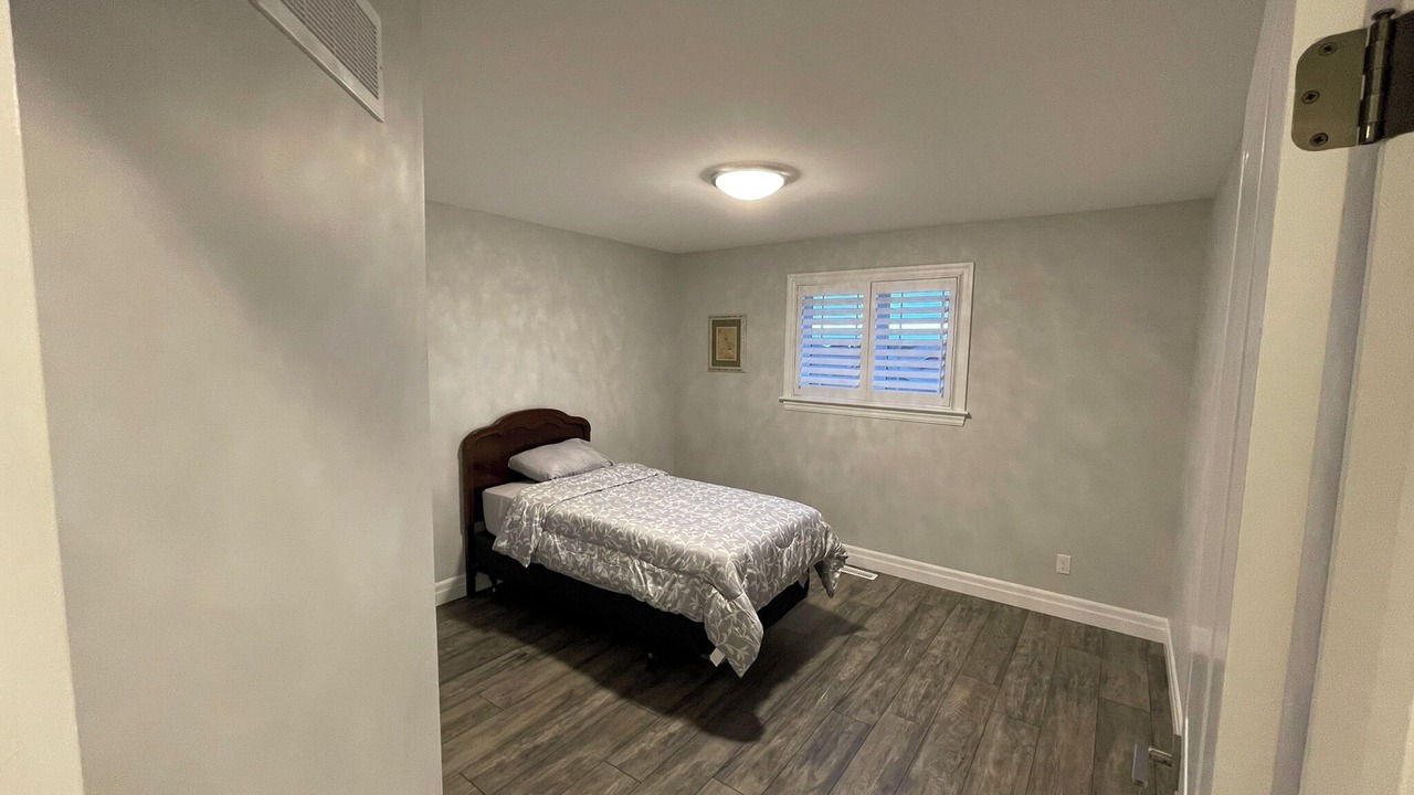 Photo of Bedroom in Trenton