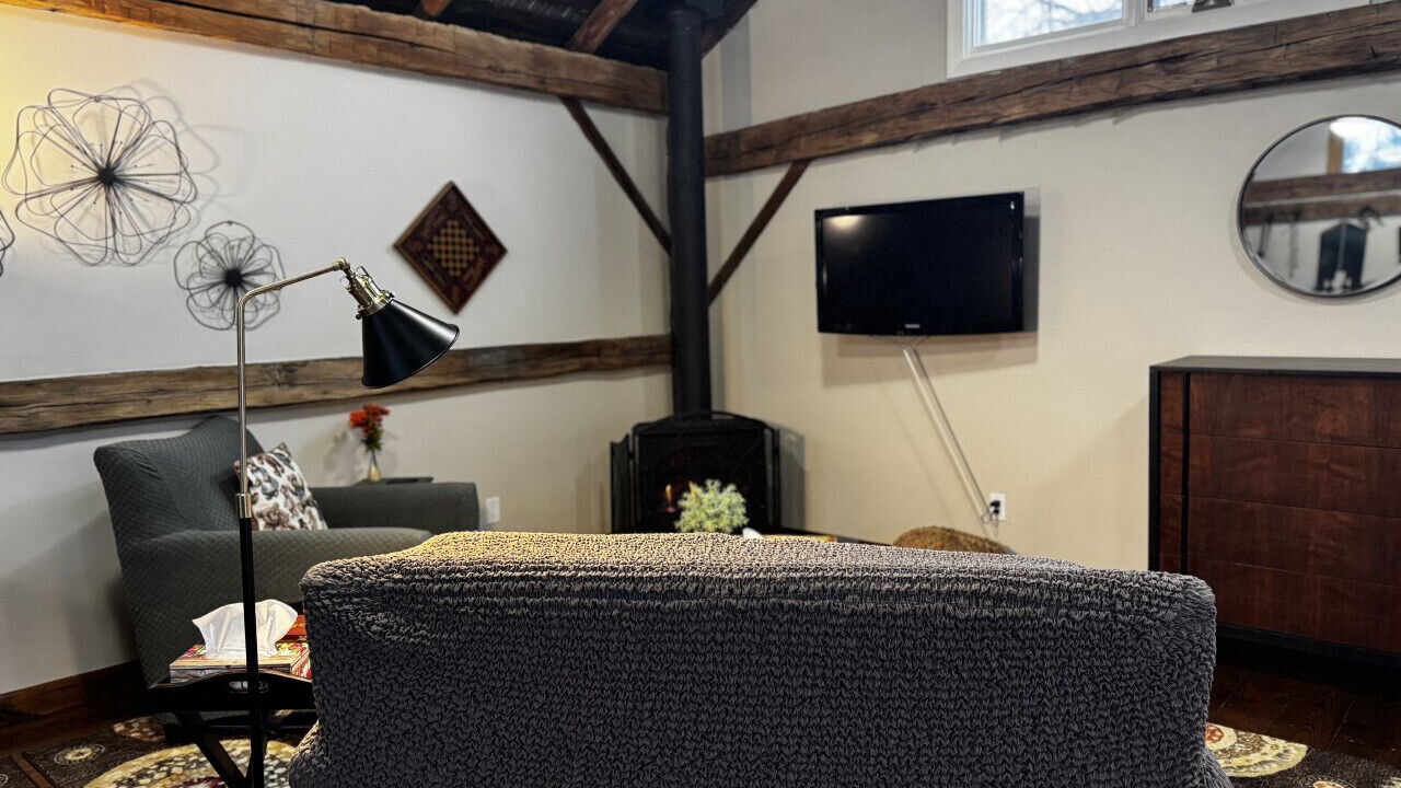 Photo of Livingroom in Guelph/Eramosa