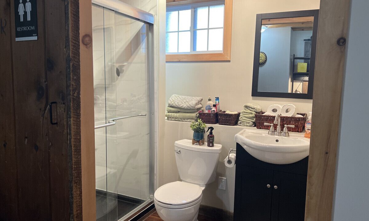 Photo of Bathroom in Guelph/Eramosa